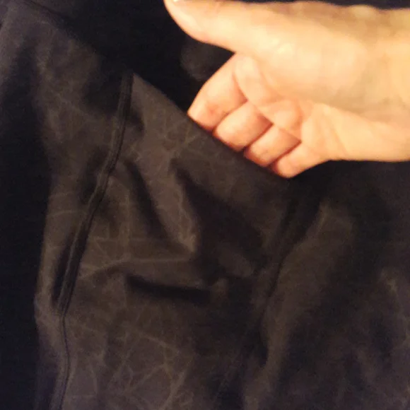 See Other Listing For This Item.NWT SPYDER active leggings, black print, pockets - Picture 8 of 11